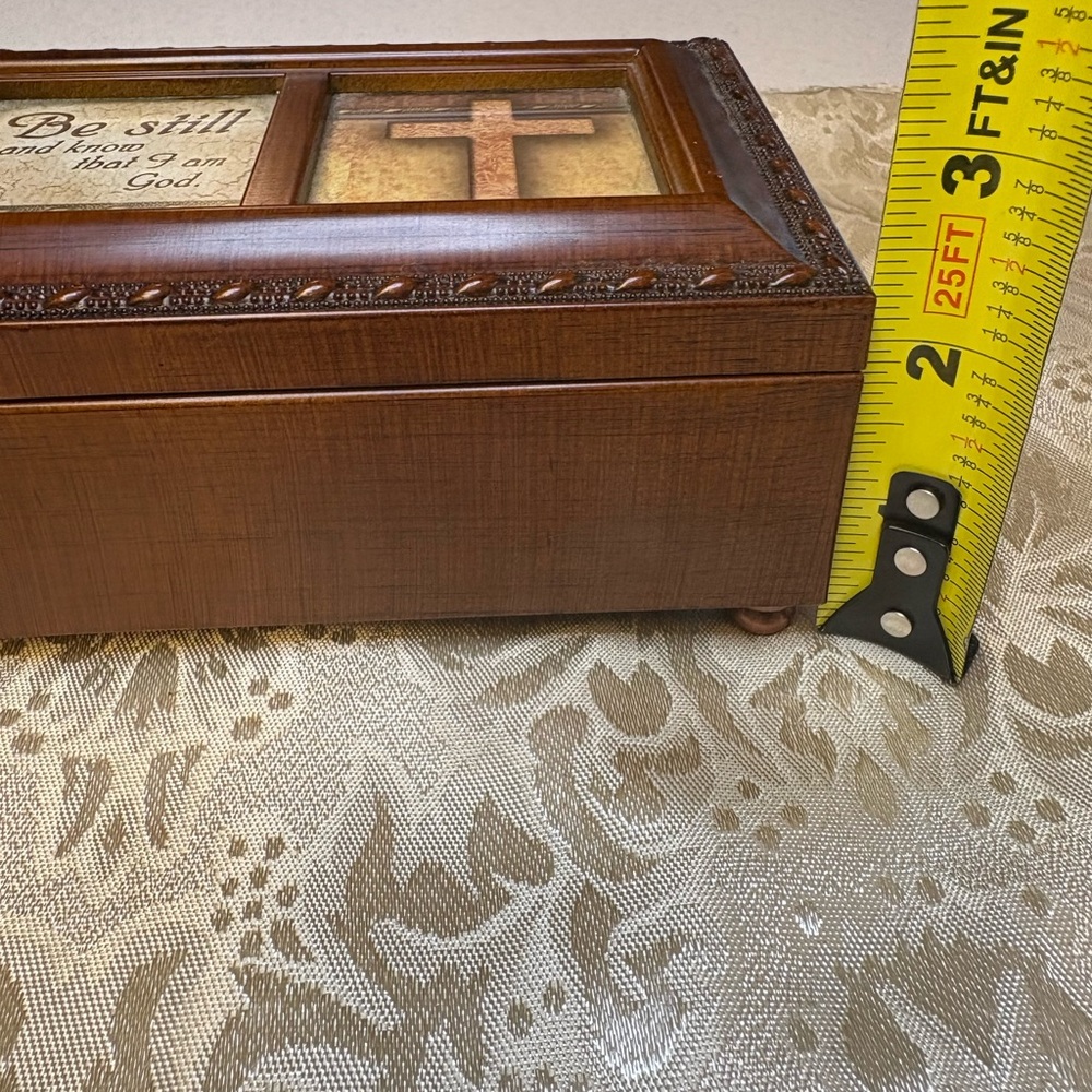 Religious Keepsake Music Box - Picture 8 of 8